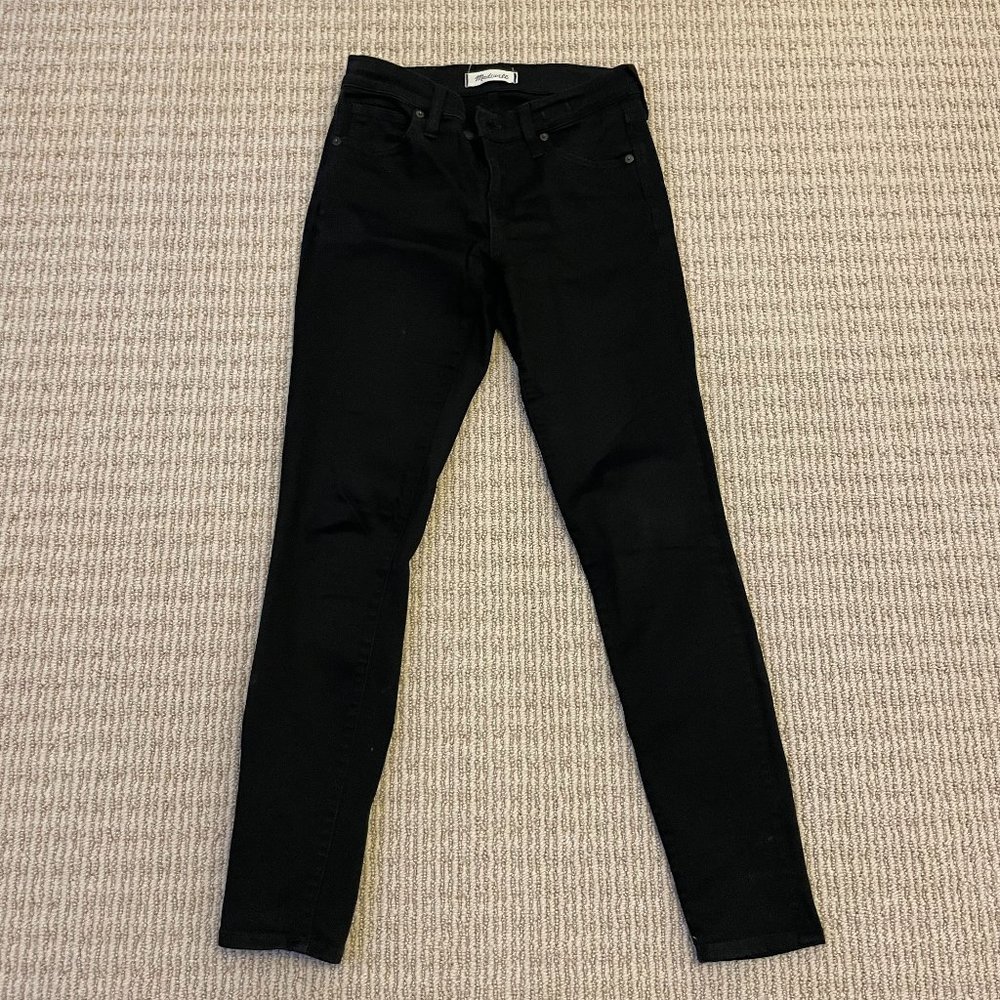 Madewell black 8" skinny jeans, size 26